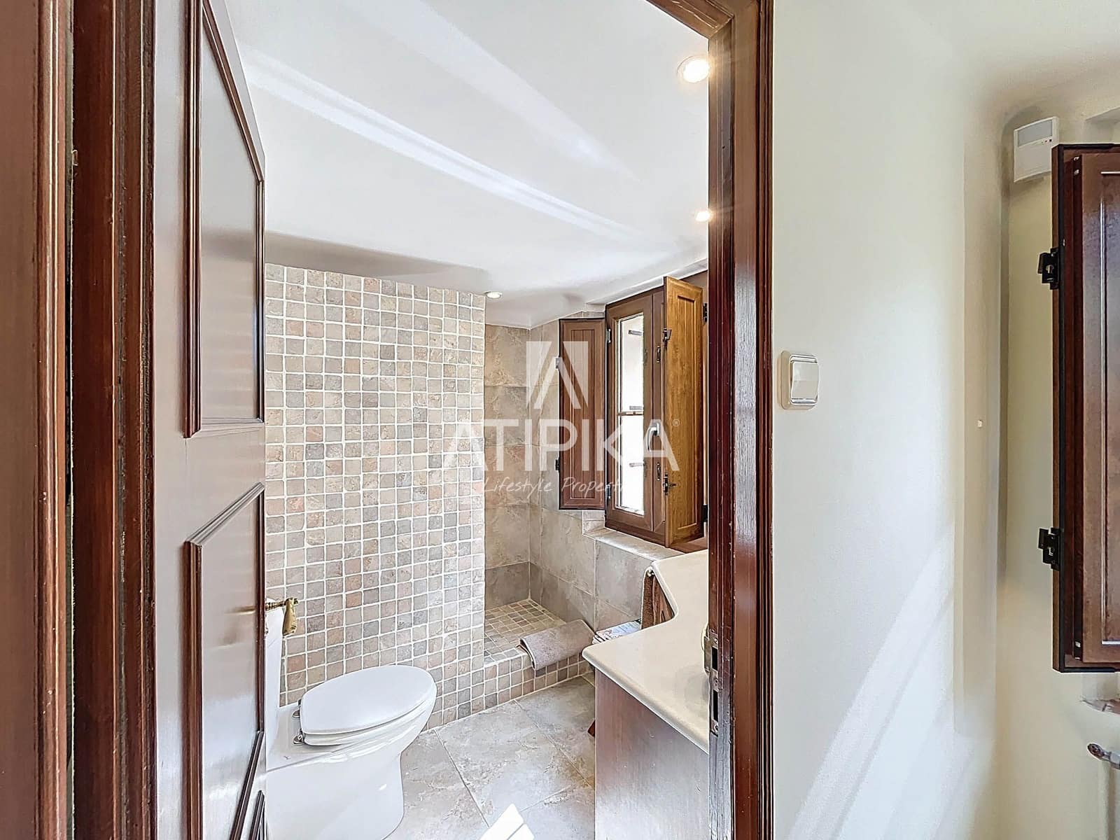 5 soveværelse Finca/Landehus til salg i Vallgorguina med swimmingpool - € 1.200.000 (Ref: 5097817)