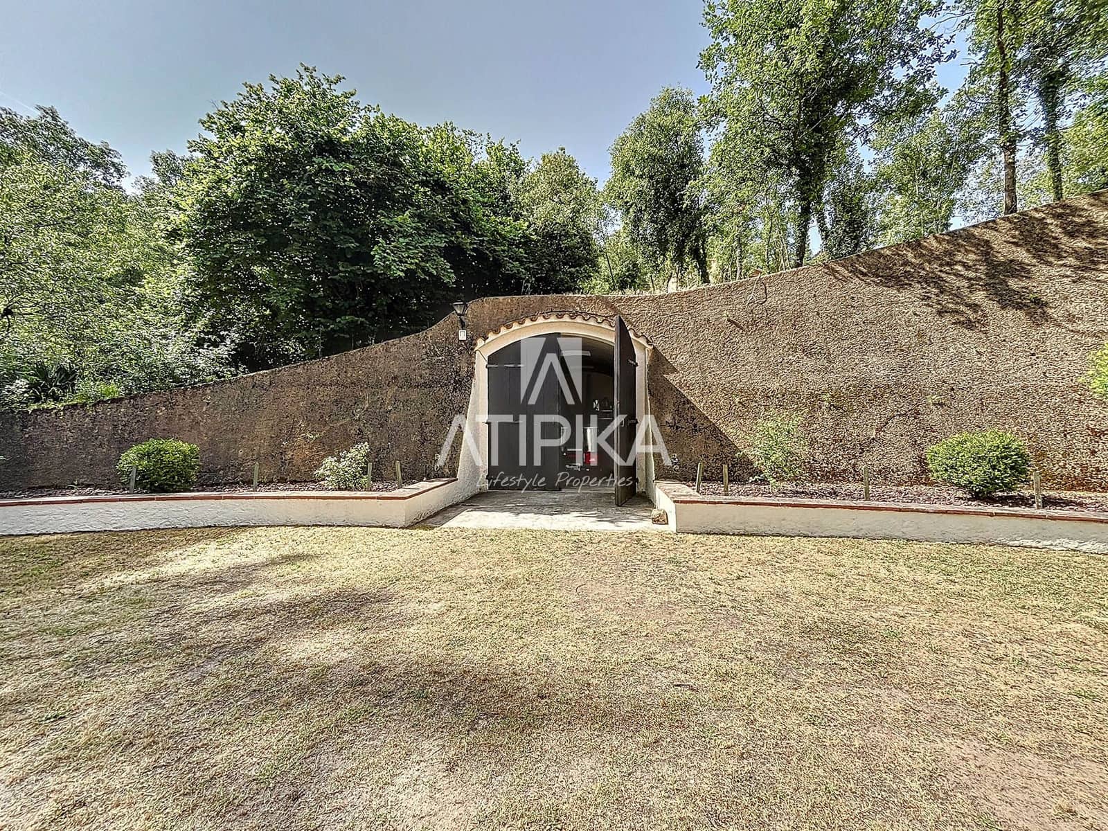 5 soveværelse Finca/Landehus til salg i Vallgorguina med swimmingpool - € 1.200.000 (Ref: 5097817)