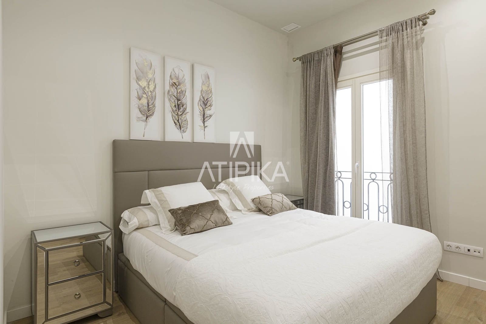 Apartamento de 4 habitaciones en Barcelona ciudad en venta - 950.000 € (Ref: 5097883)