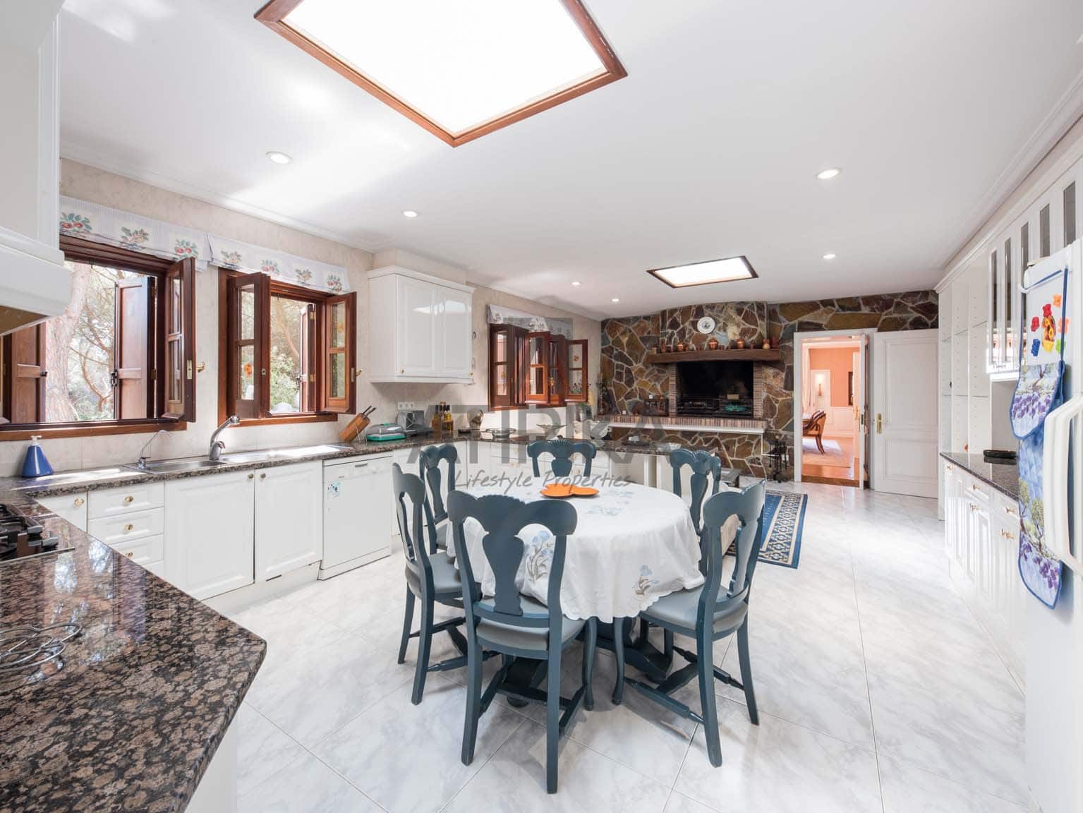 7 soveværelse Villa til salg i Sant Andreu de Llavaneres med swimmingpool - € 5.750.000 (Ref: 5097890)