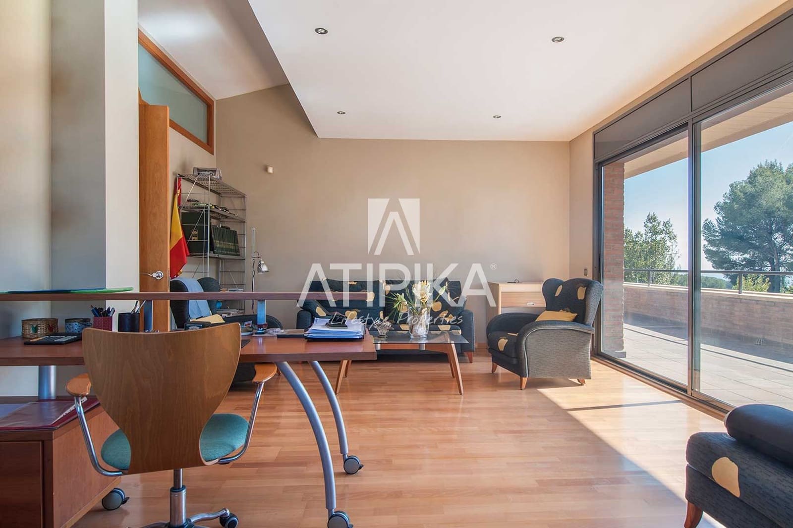 7 slaapkamer Villa te koop in Teia - € 2.450.000 (Ref: 5097987)