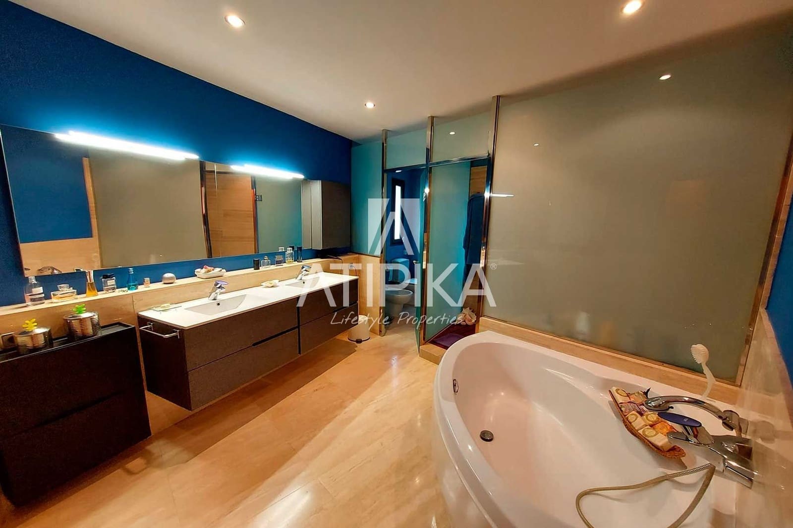 7 slaapkamer Villa te koop in Teia - € 2.450.000 (Ref: 5097987)