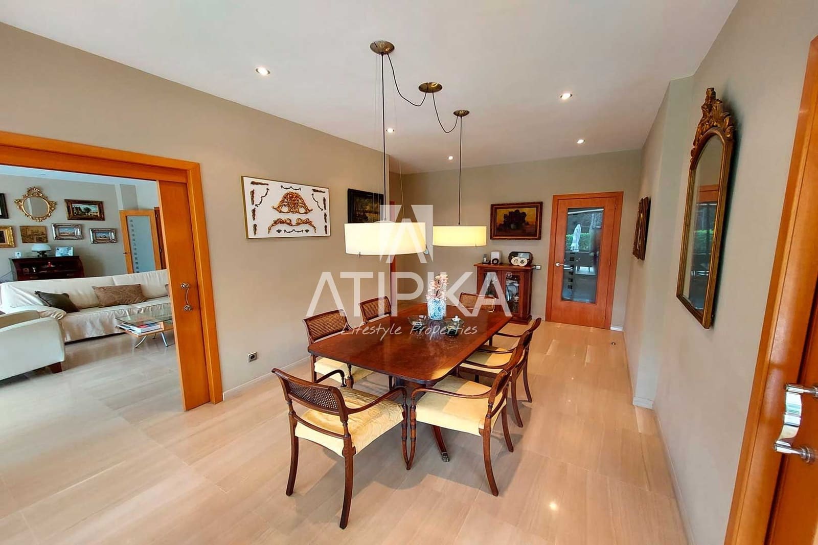 7 slaapkamer Villa te koop in Teia - € 2.450.000 (Ref: 5097987)