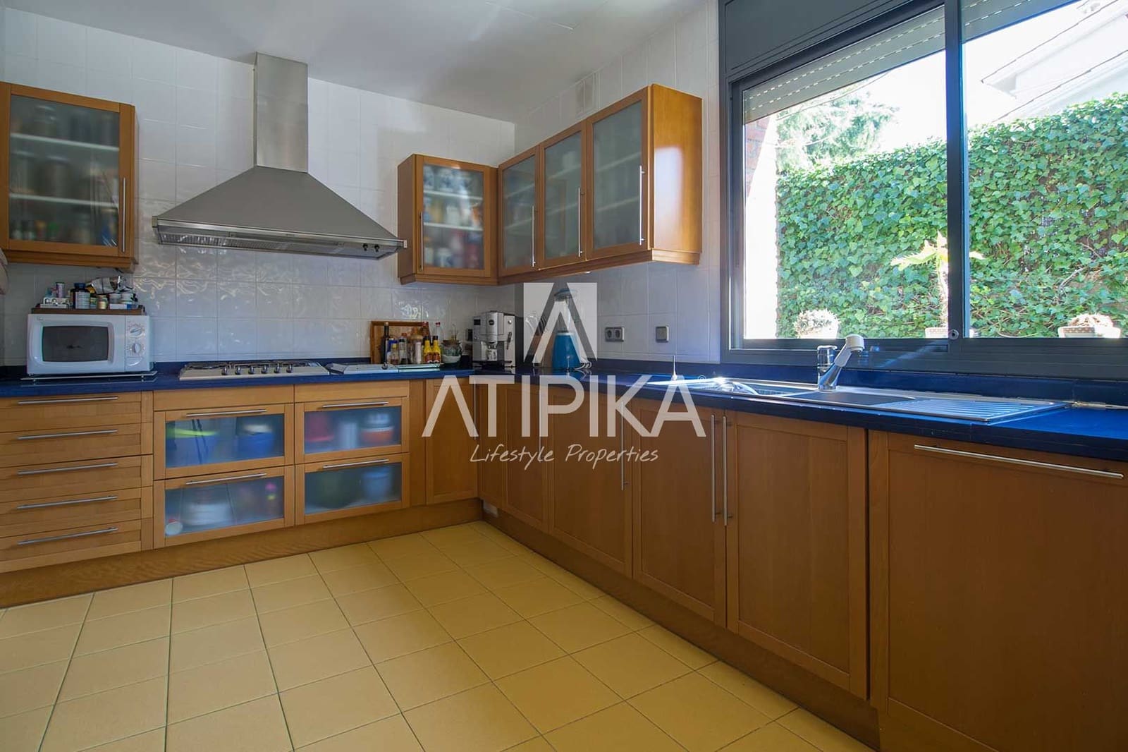 7 slaapkamer Villa te koop in Teia - € 2.450.000 (Ref: 5097987)