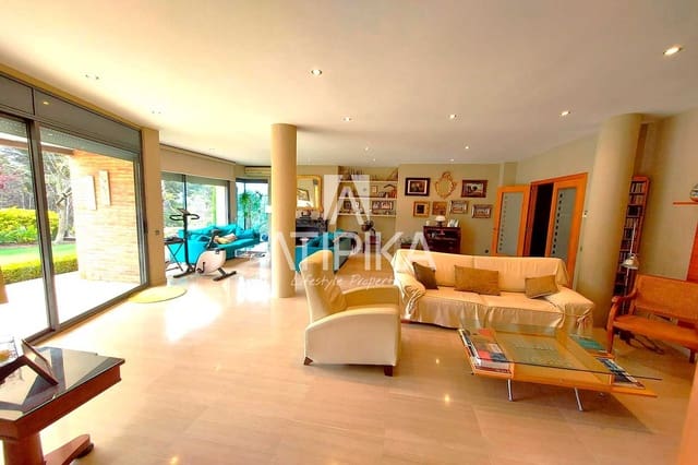 7 soverom Villa til salgs i Teià - € 2 450 000 (Ref: 5097987)