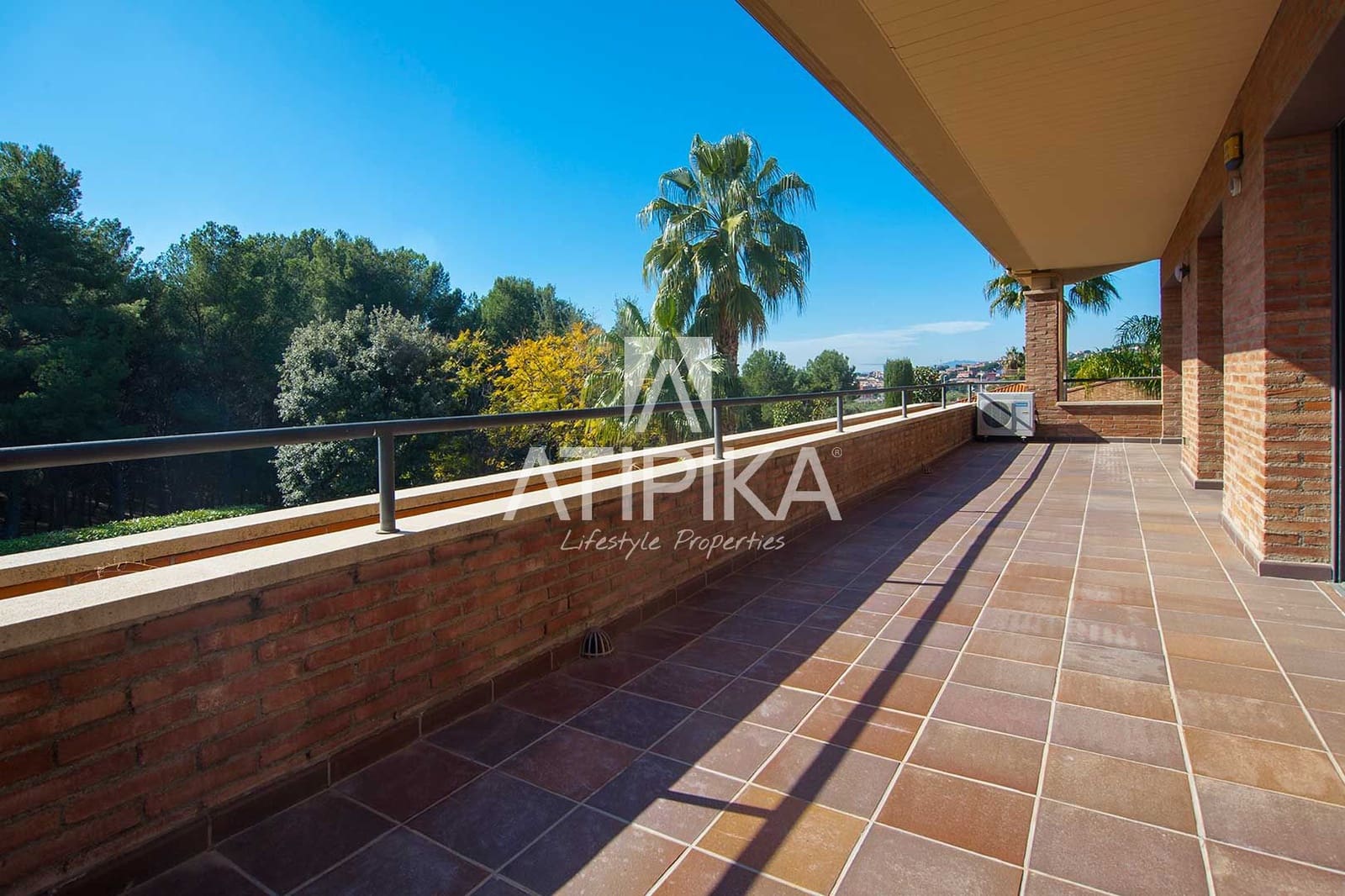 7 slaapkamer Villa te koop in Teia - € 2.450.000 (Ref: 5097987)