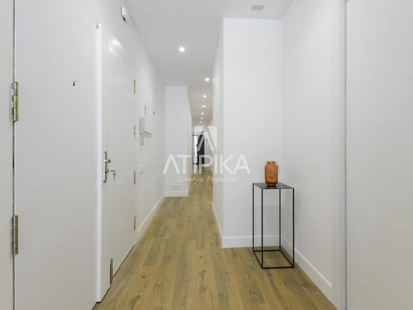 3 bedroom Apartment for sale in Barcelona city - € 1,445,000 (Ref: 5097996)