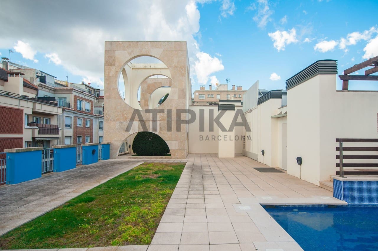 2 bedroom Apartment for sale in Barcelona city with pool - € 1,100,000 (Ref: 5098002)