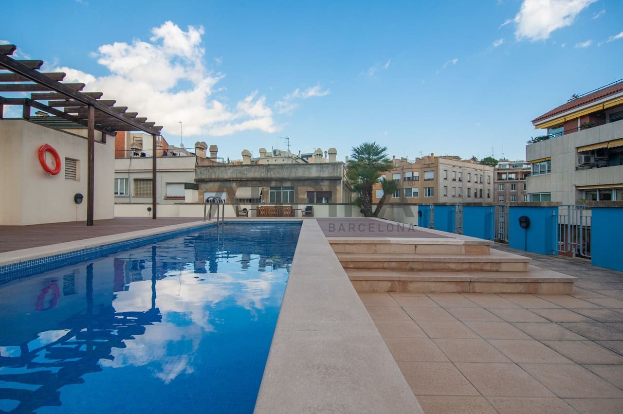2 bedroom Apartment for sale in Barcelona city with pool - € 1,100,000 (Ref: 5098002)
