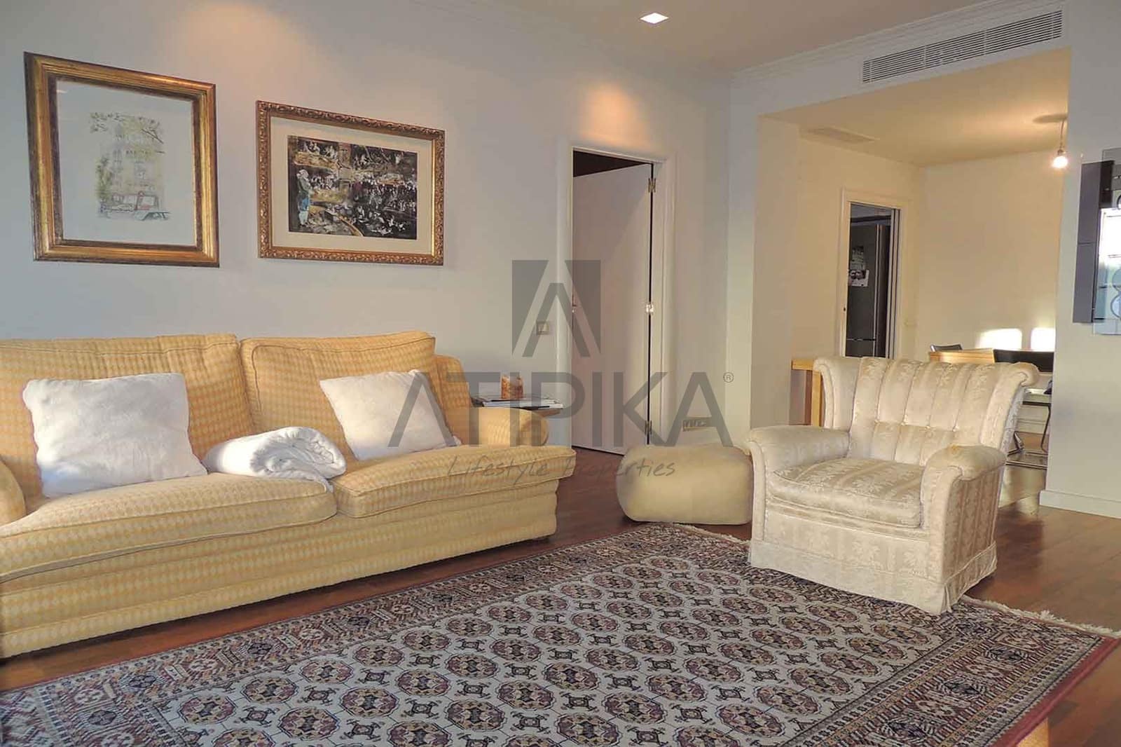 2 bedroom Apartment for sale in Barcelona city with pool - € 1,100,000 (Ref: 5098002)