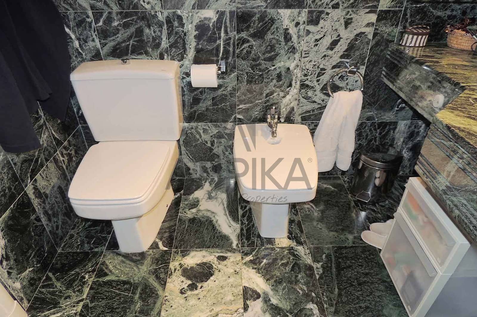 2 bedroom Apartment for sale in Barcelona city with pool - € 1,100,000 (Ref: 5098002)