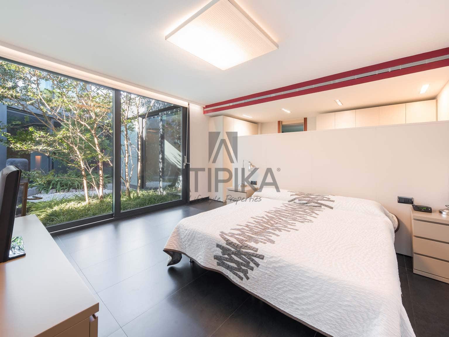 10 soverom Villa til salgs i Sitges med svømmebasseng - € 4 870 000 (Ref: 5098004)