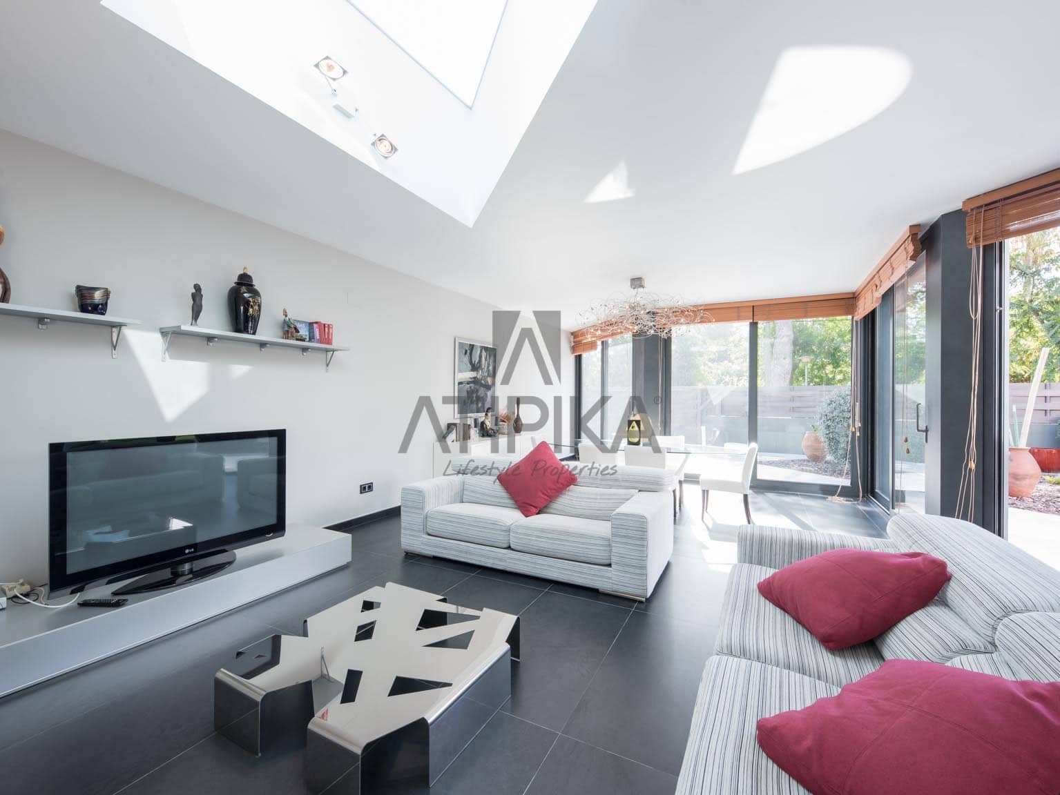 10 soverom Villa til salgs i Sitges med svømmebasseng - € 4 870 000 (Ref: 5098004)