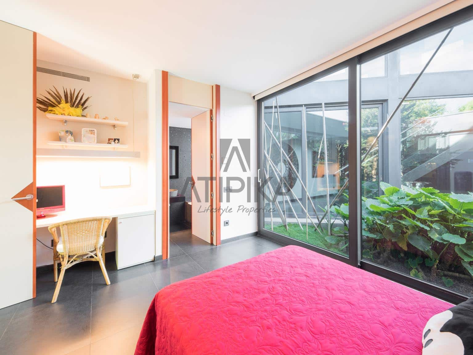 10 soverom Villa til salgs i Sitges med svømmebasseng - € 4 870 000 (Ref: 5098004)