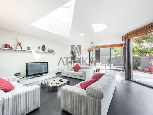 10 sypialnia Willa na sprzedaż w Sitges z basenem - 4 870 000 € (Ref: 5098004)