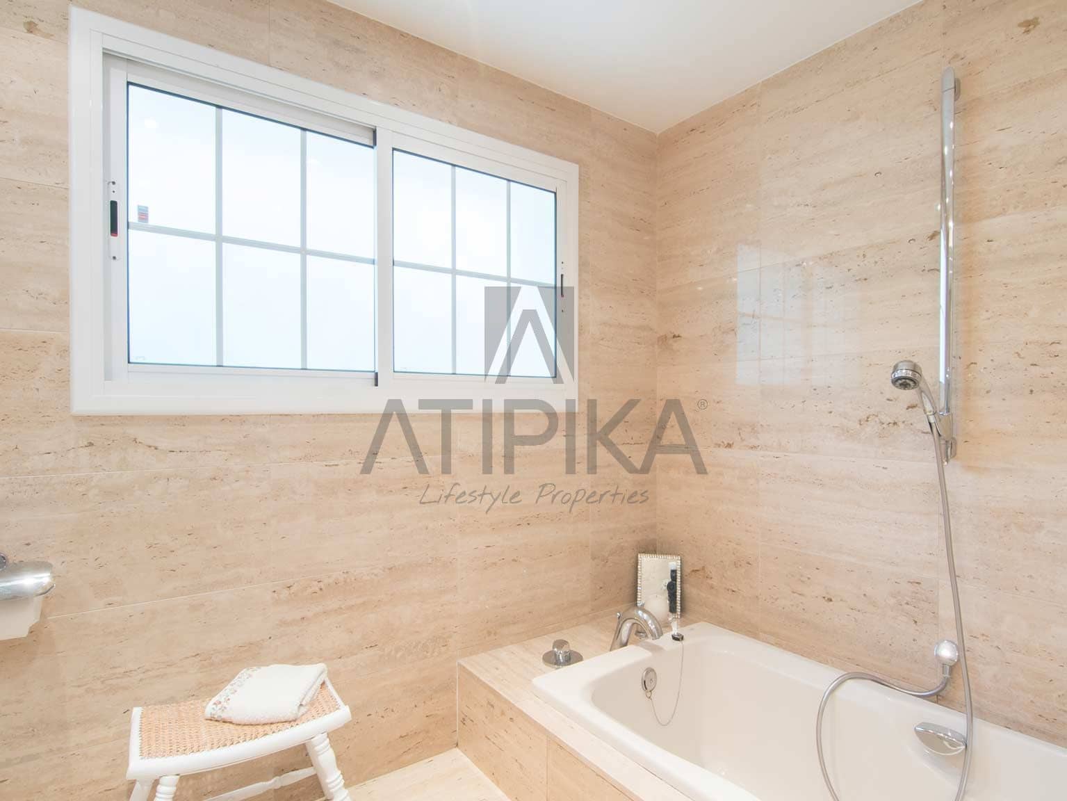 6 soveværelse Villa til salg i Sant Cugat del Valles med swimmingpool - € 1.900.000 (Ref: 5098035)