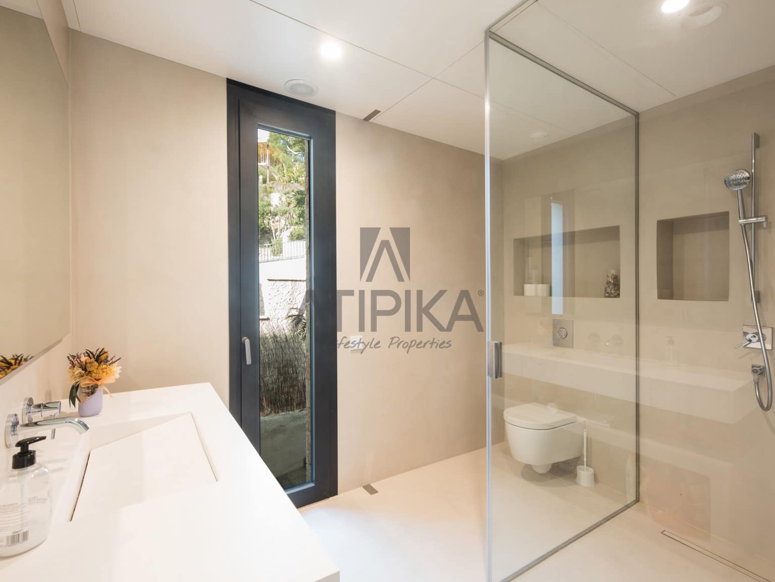 6 soveværelse Villa til salg i Castelldefels med swimmingpool - € 3.600.000 (Ref: 6025874)