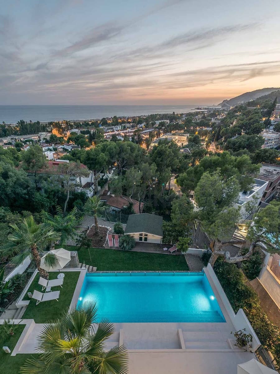 6 soveværelse Villa til salg i Castelldefels med swimmingpool - € 3.600.000 (Ref: 6025874)