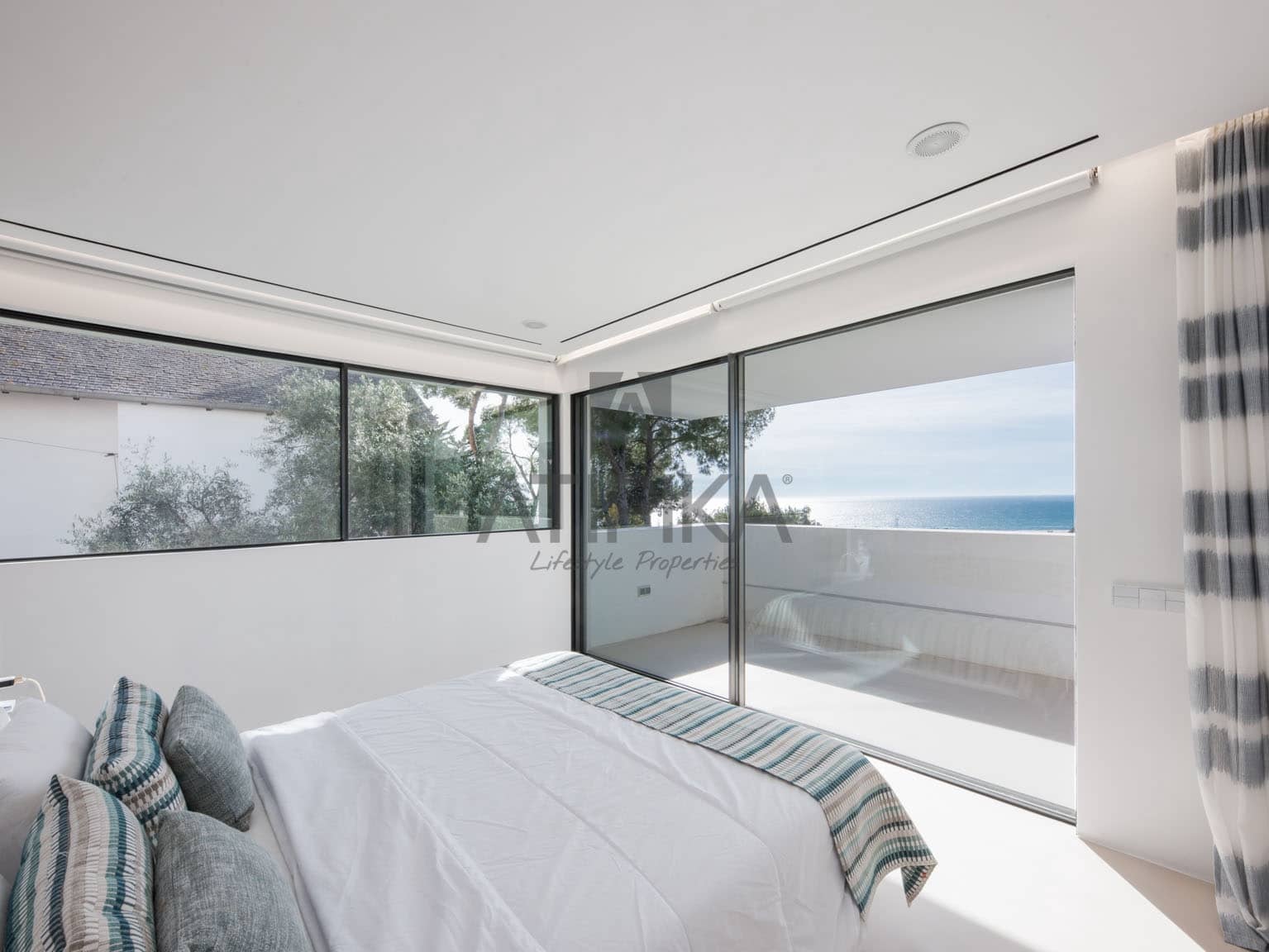 6 soveværelse Villa til salg i Castelldefels med swimmingpool - € 3.600.000 (Ref: 6025874)