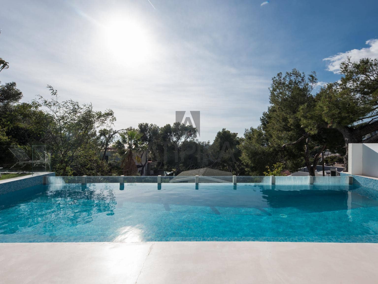 6 soveværelse Villa til salg i Castelldefels med swimmingpool - € 3.600.000 (Ref: 6025874)