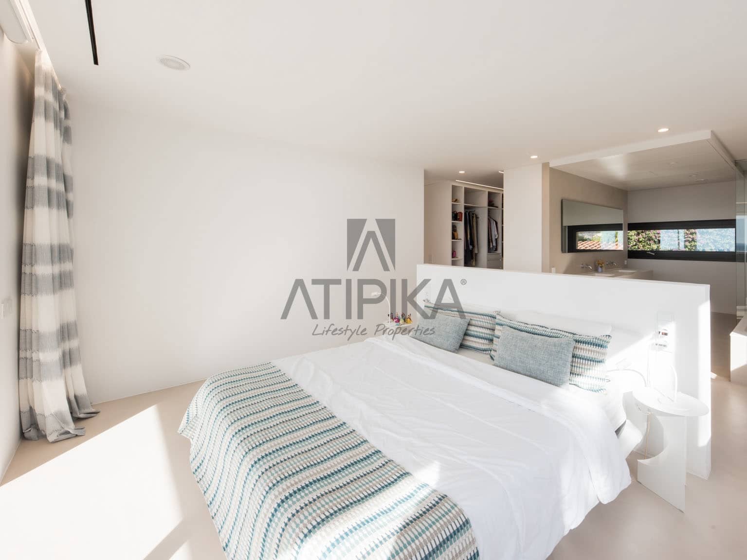 6 soveværelse Villa til salg i Castelldefels med swimmingpool - € 3.600.000 (Ref: 6025874)