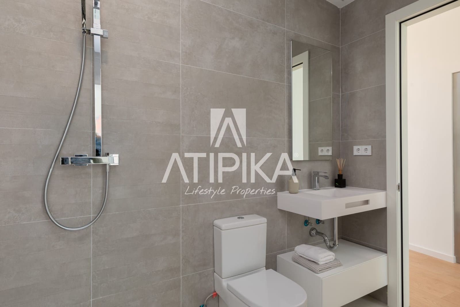 4 sypialnia Willa na sprzedaż w Sitges z basenem - 2 800 000 € (Ref: 6025917)