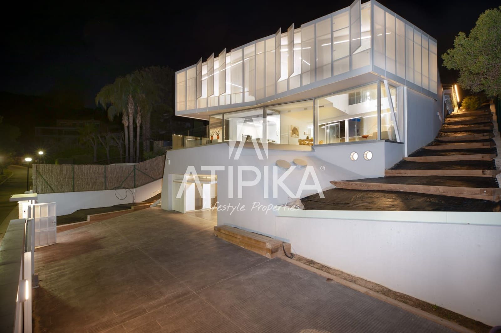 4 sypialnia Willa na sprzedaż w Sitges z basenem - 2 800 000 € (Ref: 6025917)