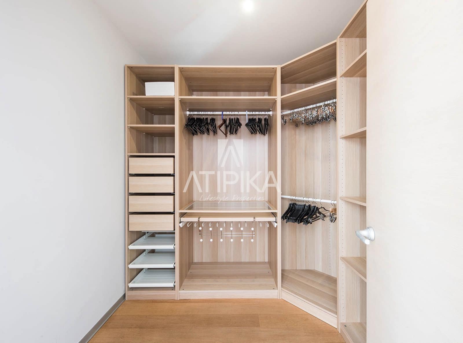 6 makuuhuone Huvila vuokrattavana paikassa Cabrils mukana uima-altaan - 14 800 € (Ref: 6070795)