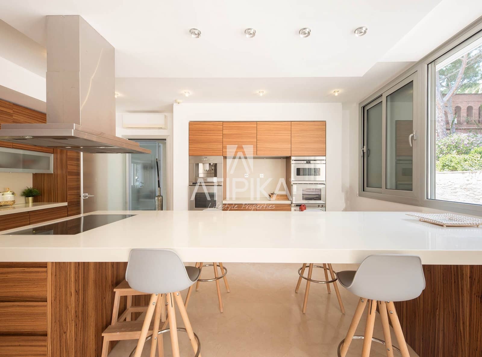 6 makuuhuone Huvila vuokrattavana paikassa Cabrils mukana uima-altaan - 14 800 € (Ref: 6070795)