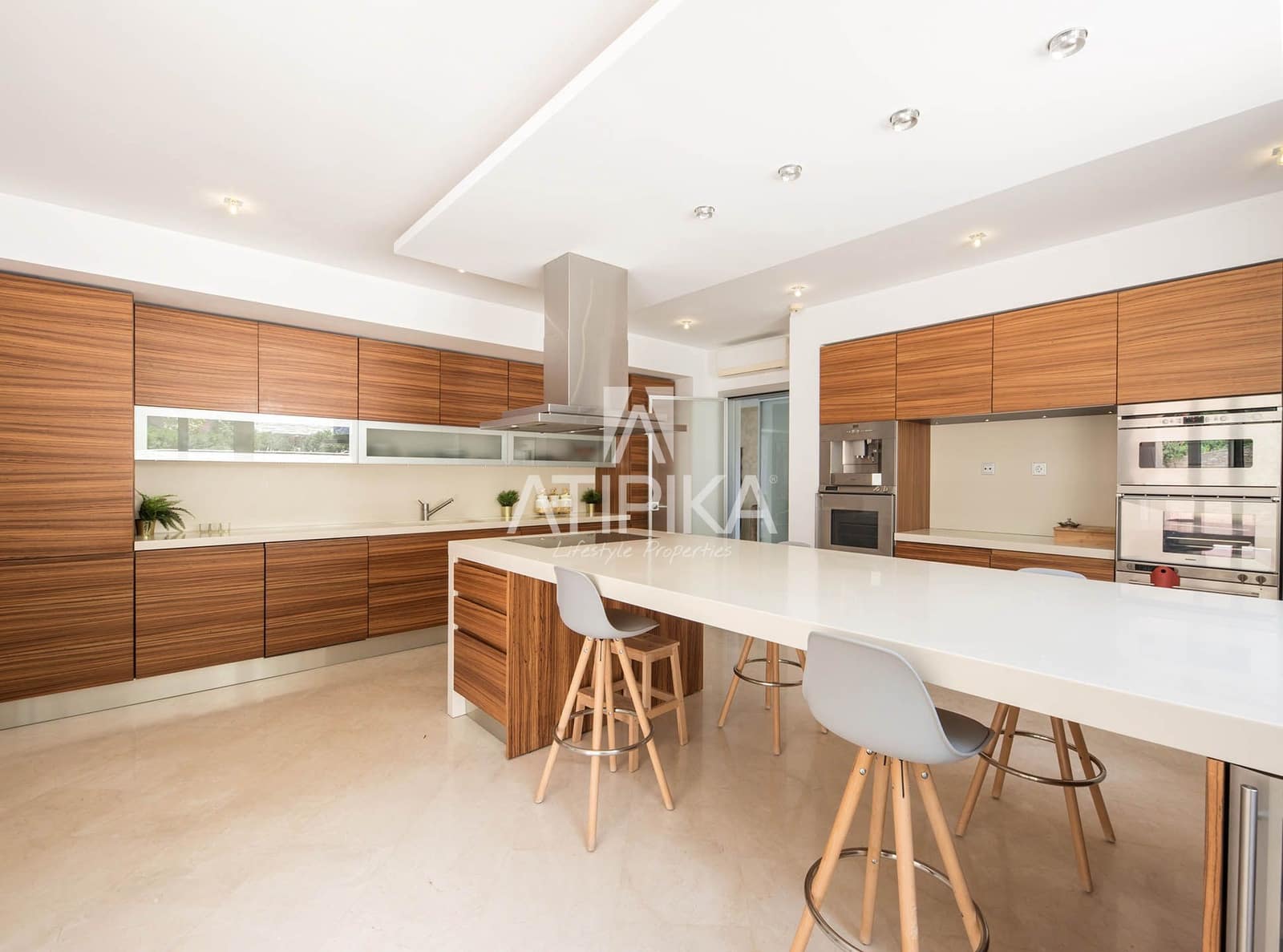 6 makuuhuone Huvila vuokrattavana paikassa Cabrils mukana uima-altaan - 14 800 € (Ref: 6070795)