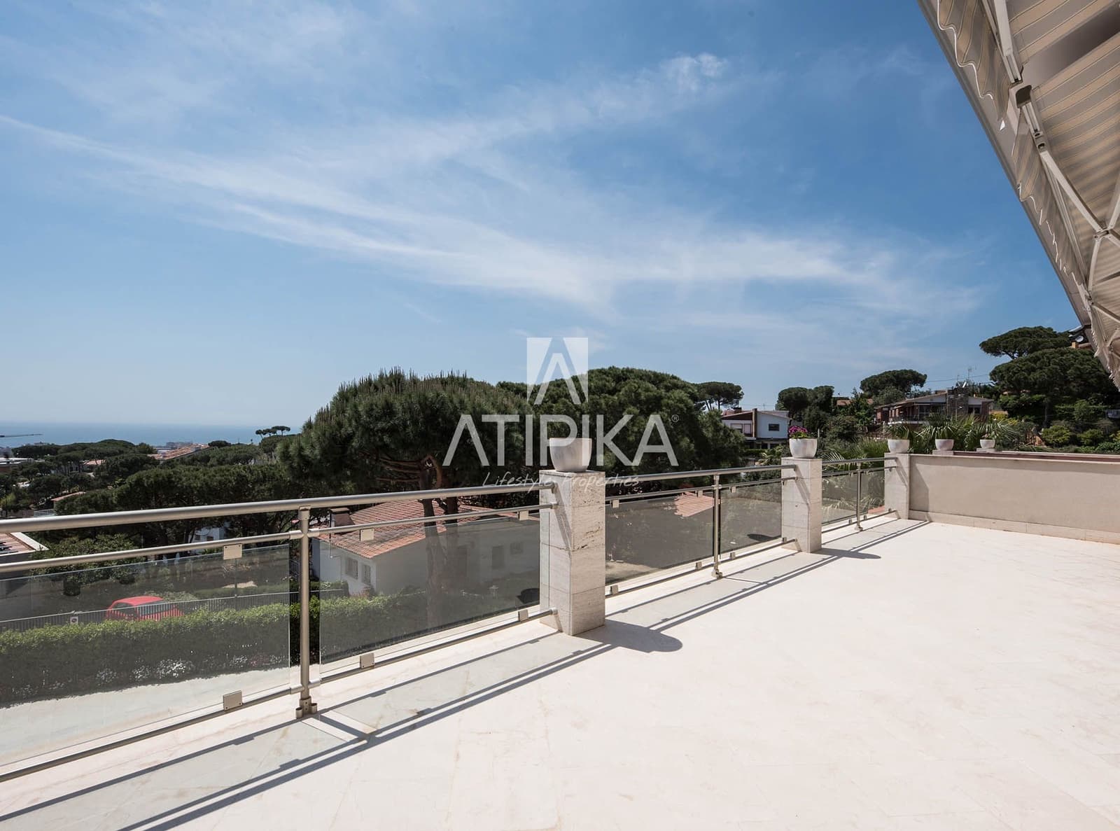 6 makuuhuone Huvila vuokrattavana paikassa Cabrils mukana uima-altaan - 14 800 € (Ref: 6070795)