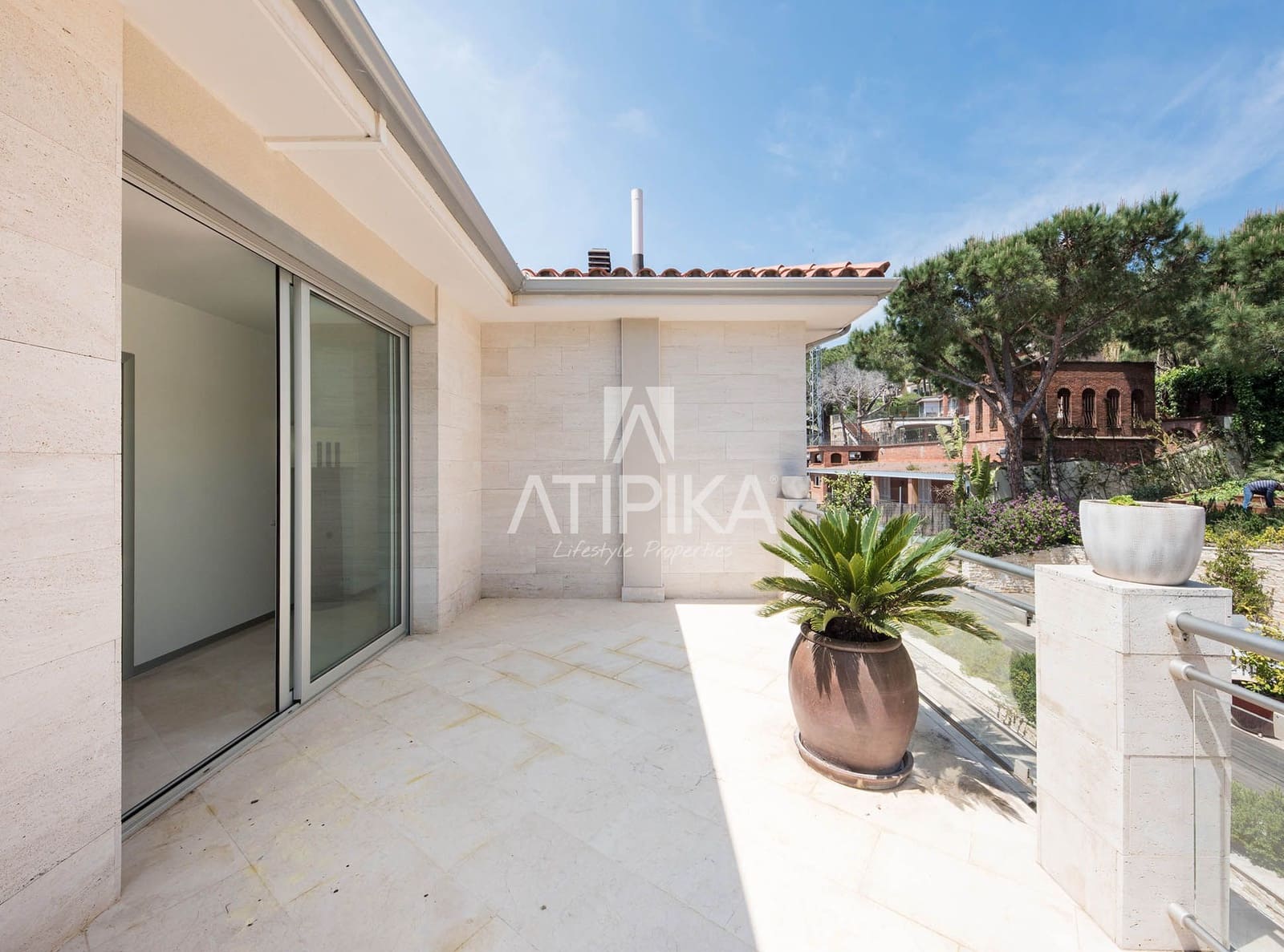 6 makuuhuone Huvila vuokrattavana paikassa Cabrils mukana uima-altaan - 14 800 € (Ref: 6070795)