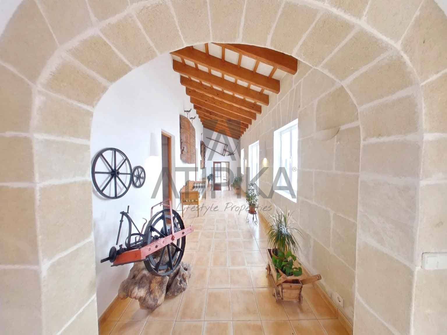 6 soveværelse Finca/Landehus til salg i Alayor / Alaior med swimmingpool - € 4.000.000 (Ref: 6619651)