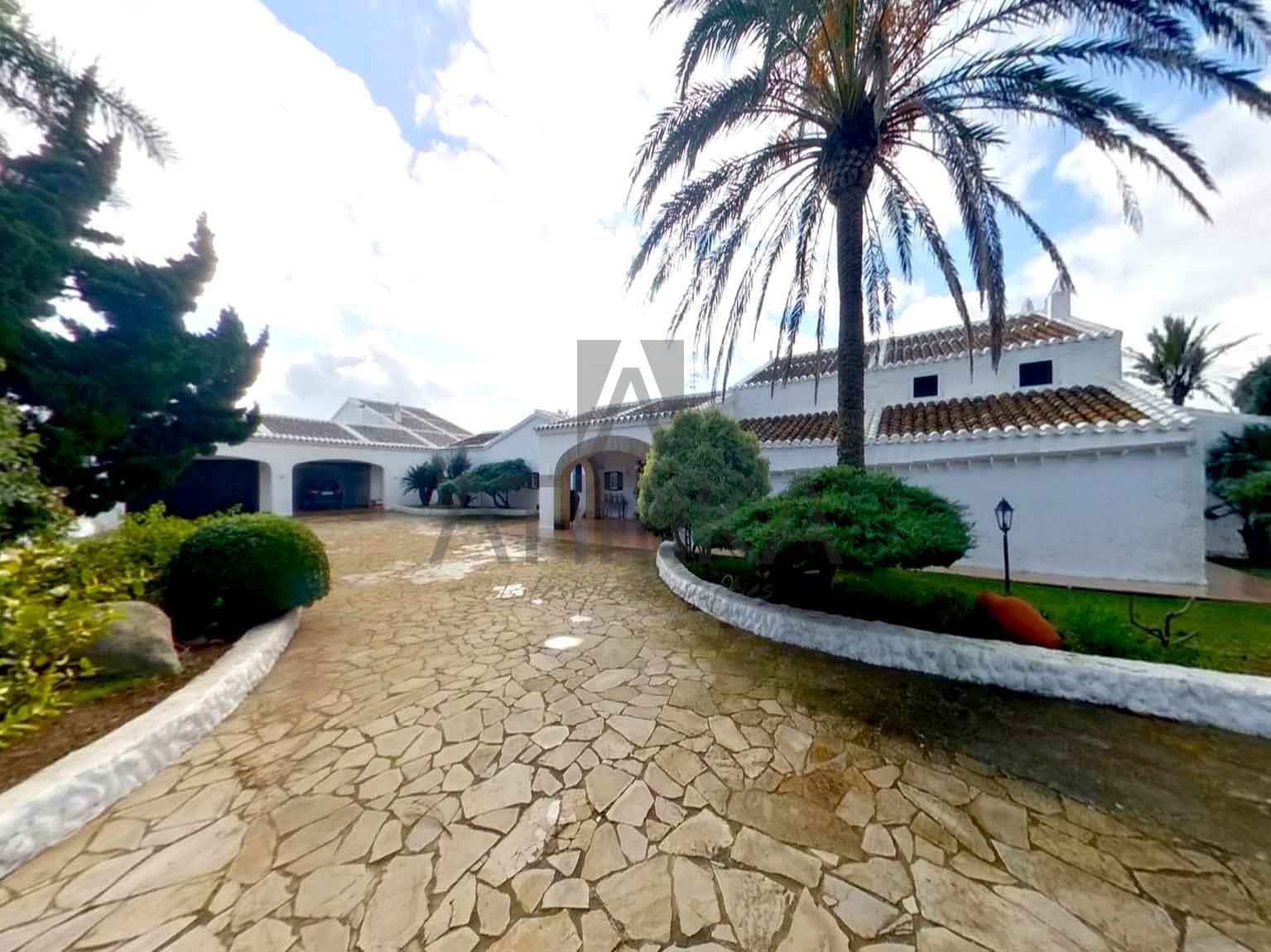 6 soveværelse Finca/Landehus til salg i Alayor / Alaior med swimmingpool - € 4.000.000 (Ref: 6619651)