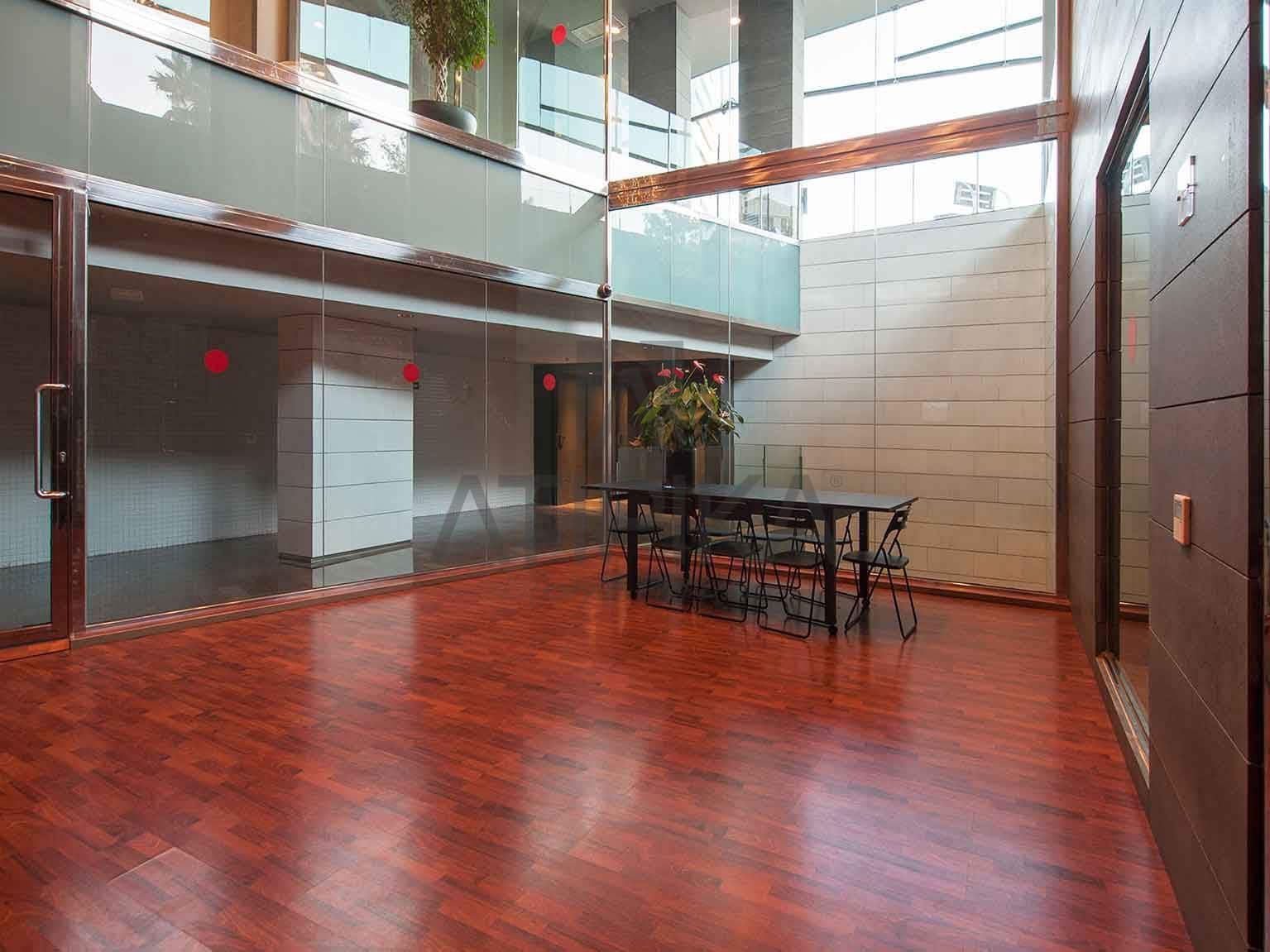 3 bedroom Apartment for sale in Barcelona city with pool - € 2,850,000 (Ref: 6619661)