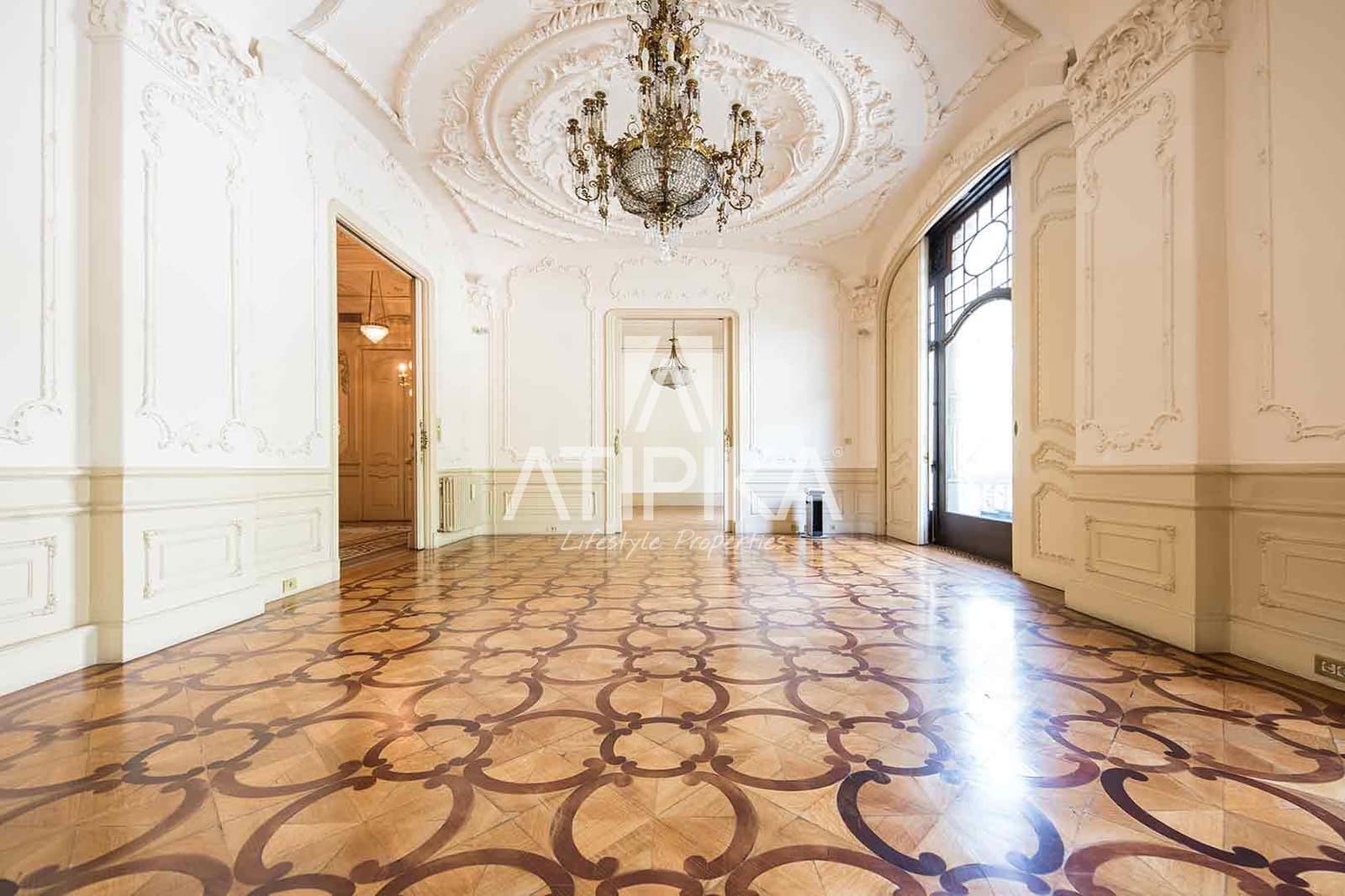 4 bedroom Apartment for sale in Barcelona city - € 13,800,000 (Ref: 6835929)