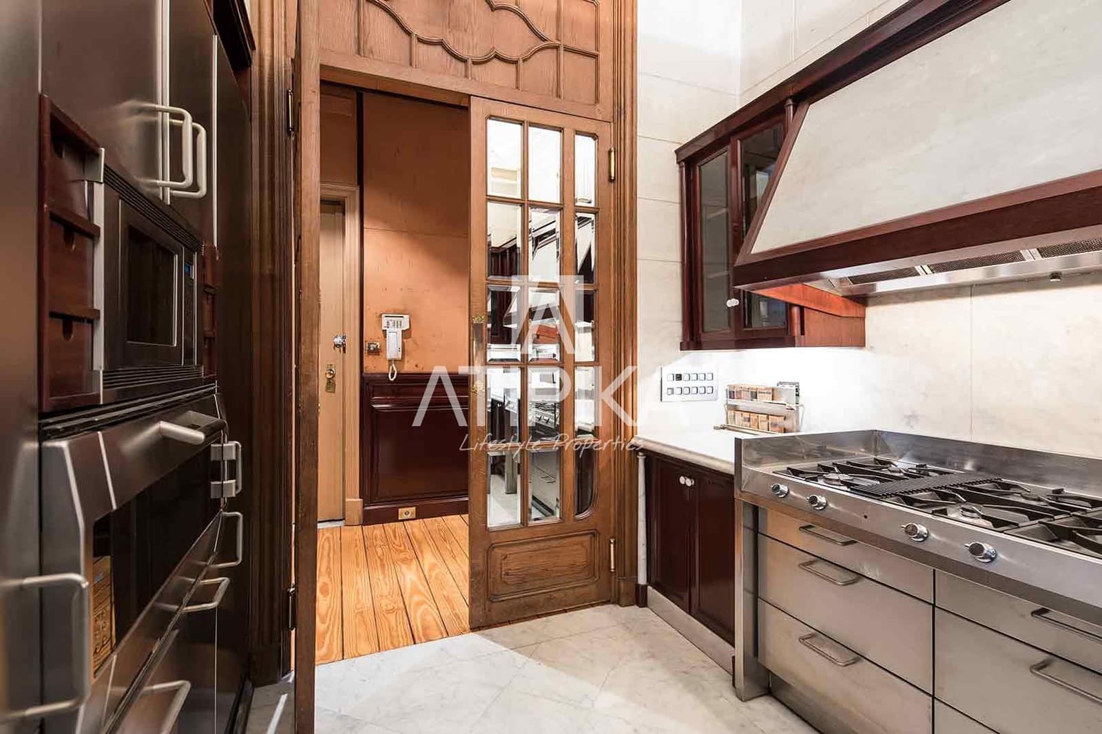4 bedroom Apartment for sale in Barcelona city - € 13,800,000 (Ref: 6835929)
