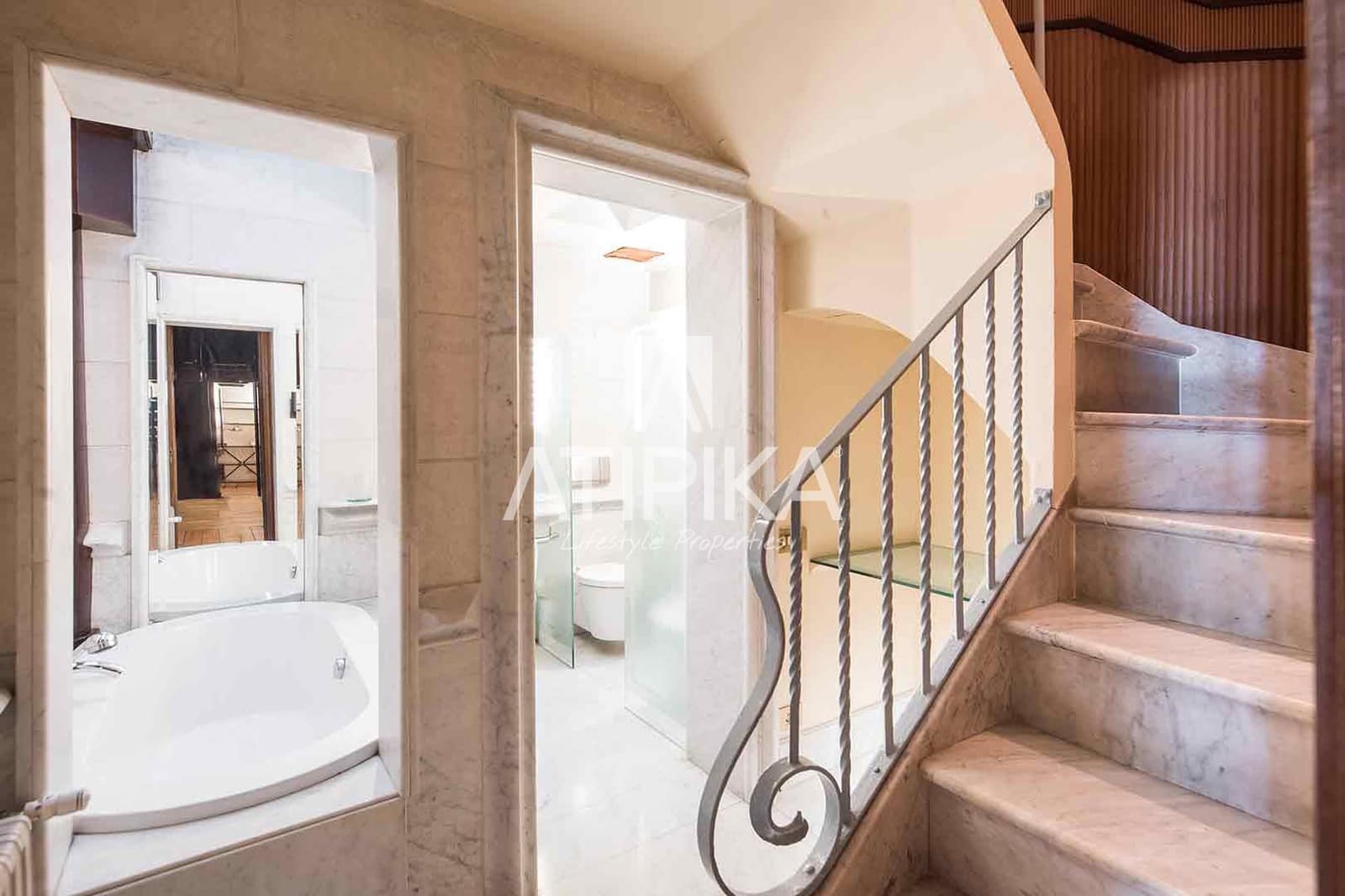 4 bedroom Apartment for sale in Barcelona city - € 13,800,000 (Ref: 6835929)