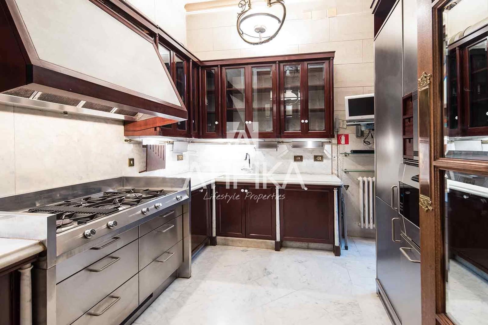 4 bedroom Apartment for sale in Barcelona city - € 13,800,000 (Ref: 6835929)