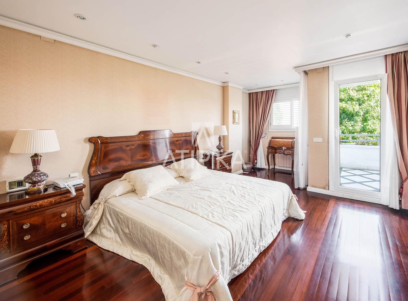 6 soveværelse Villa til salg i Barcelona by med swimmingpool - € 4.100.000 (Ref: 6983636)