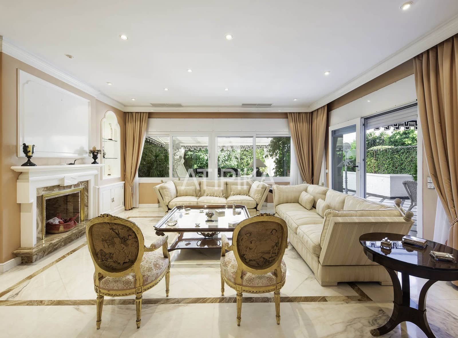 6 soveværelse Villa til salg i Barcelona by med swimmingpool - € 4.100.000 (Ref: 6983636)