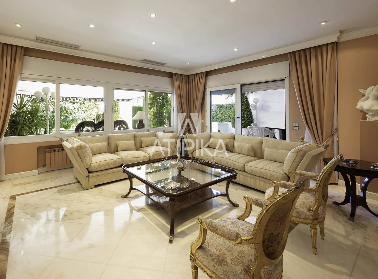 6 soveværelse Villa til salg i Barcelona by med swimmingpool - € 4.100.000 (Ref: 6983636)