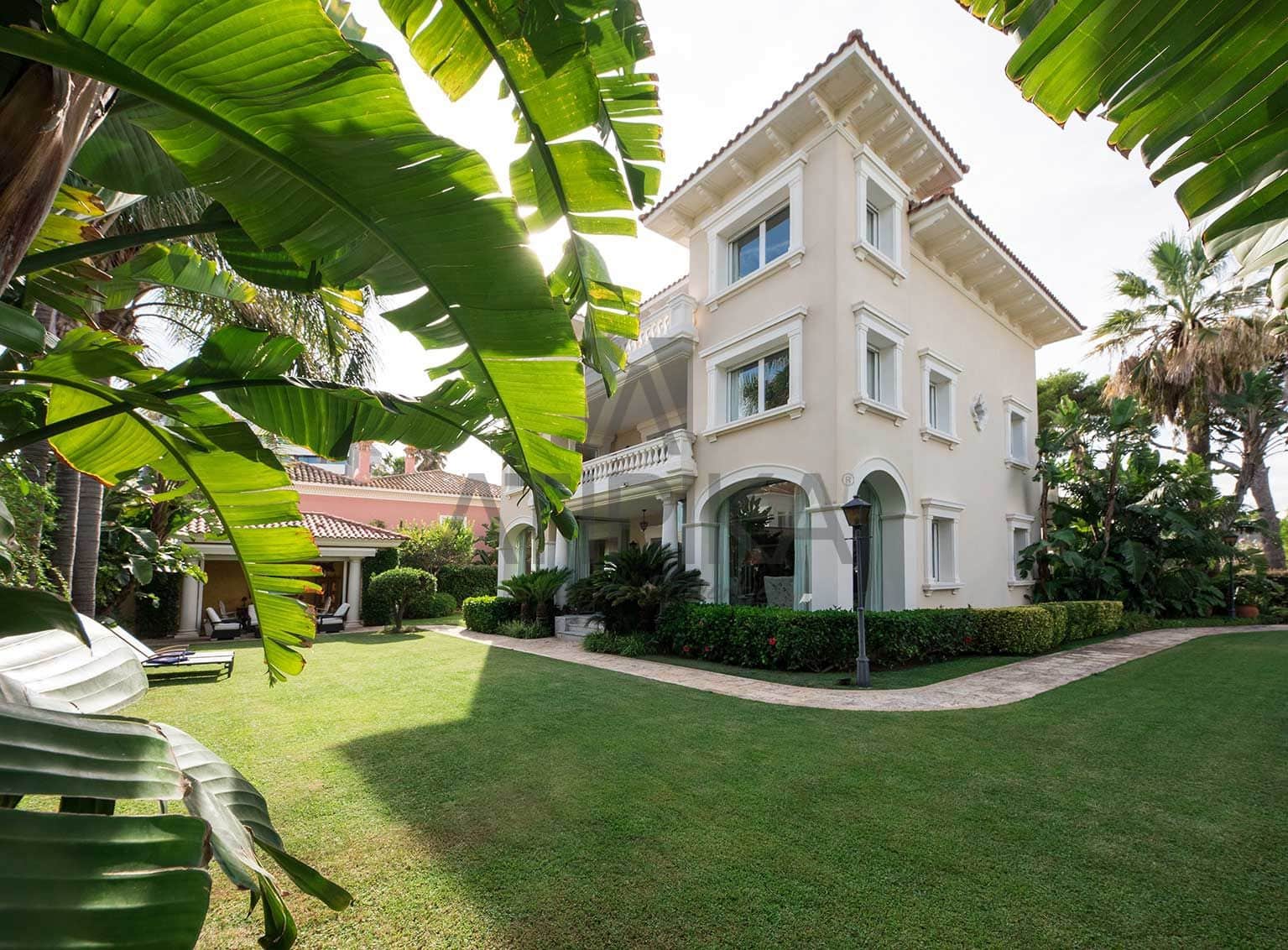 5 soveværelse Villa til salg i Sitges med swimmingpool - € 4.500.000 (Ref: 7088357)