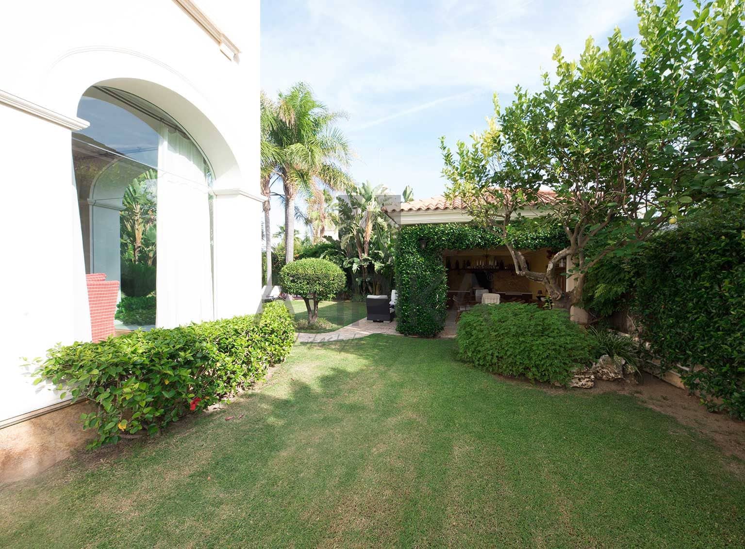 5 soveværelse Villa til salg i Sitges med swimmingpool - € 4.500.000 (Ref: 7088357)