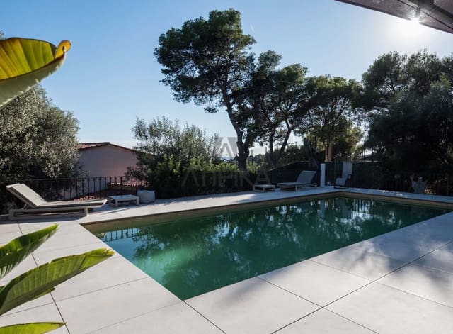 7 soveværelse Villa til salg i Castelldefels - € 5.500.000 (Ref: 7157186)