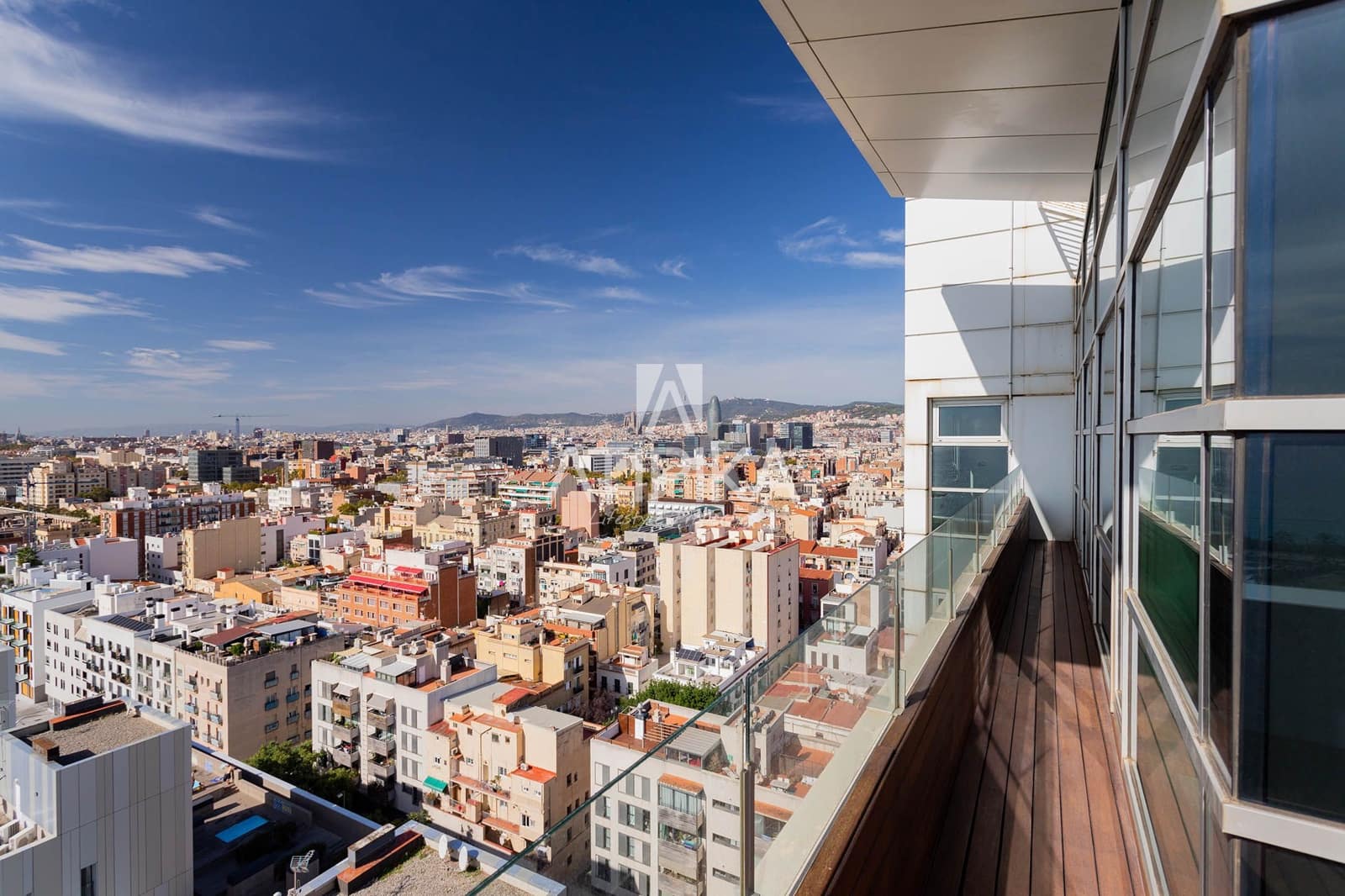 2 bedroom Penthouse for sale in Barcelona city - € 1,900,000 (Ref: 7160210)