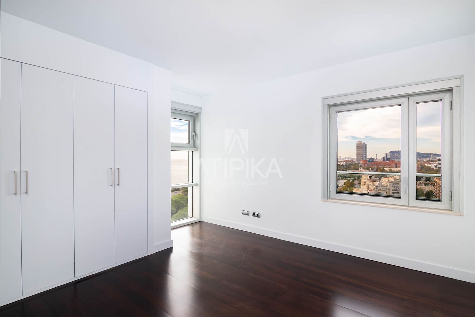 2 bedroom Penthouse for sale in Barcelona city - € 1,900,000 (Ref: 7160210)