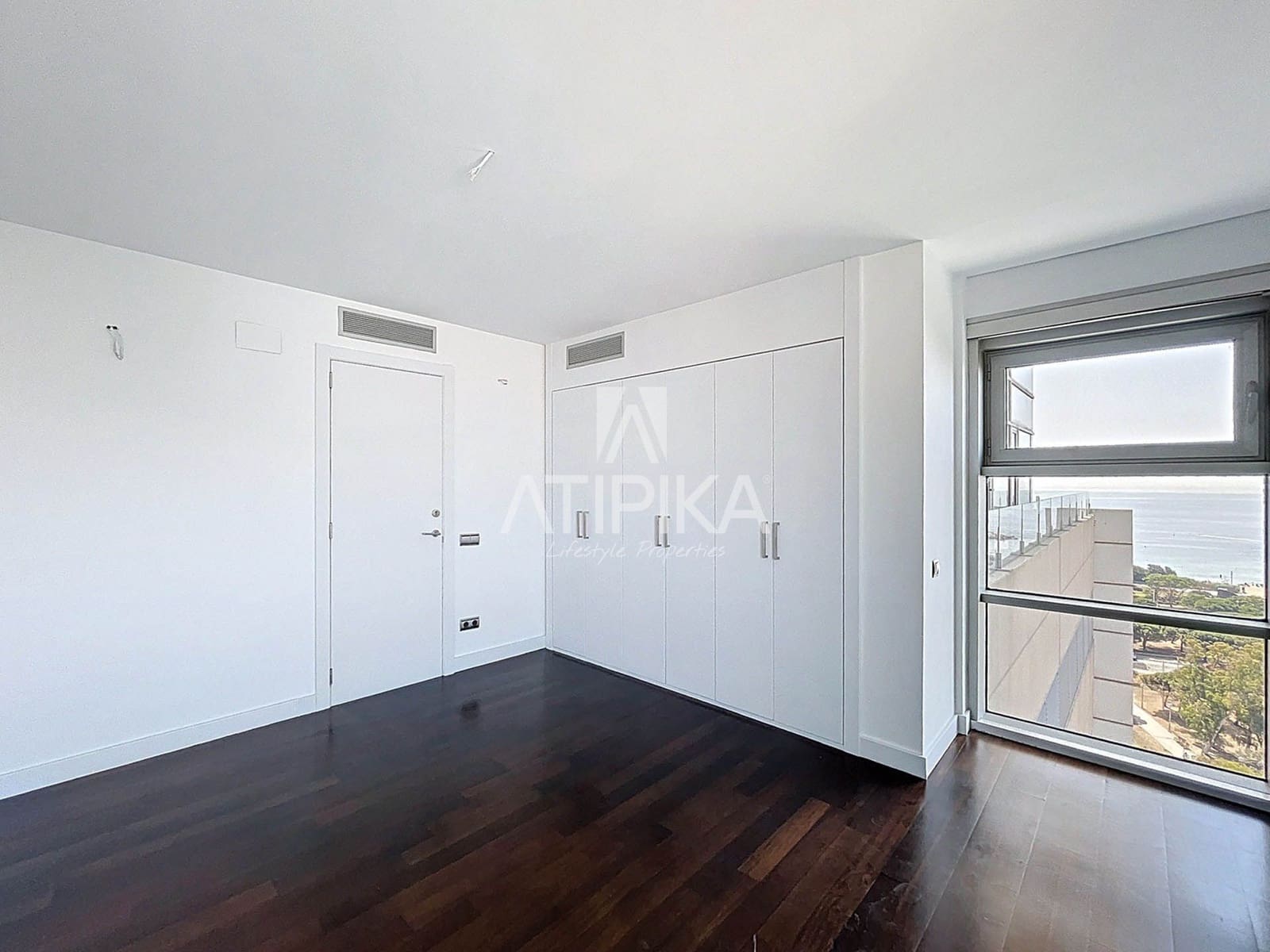 2 bedroom Penthouse for sale in Barcelona city - € 1,900,000 (Ref: 7160210)