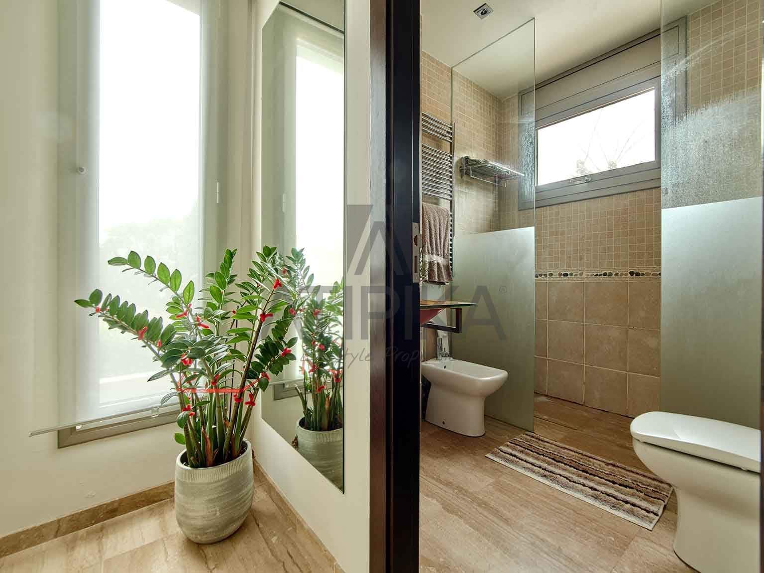 5 soveværelse Villa til salg i Teia med swimmingpool - € 3.200.000 (Ref: 7178813)