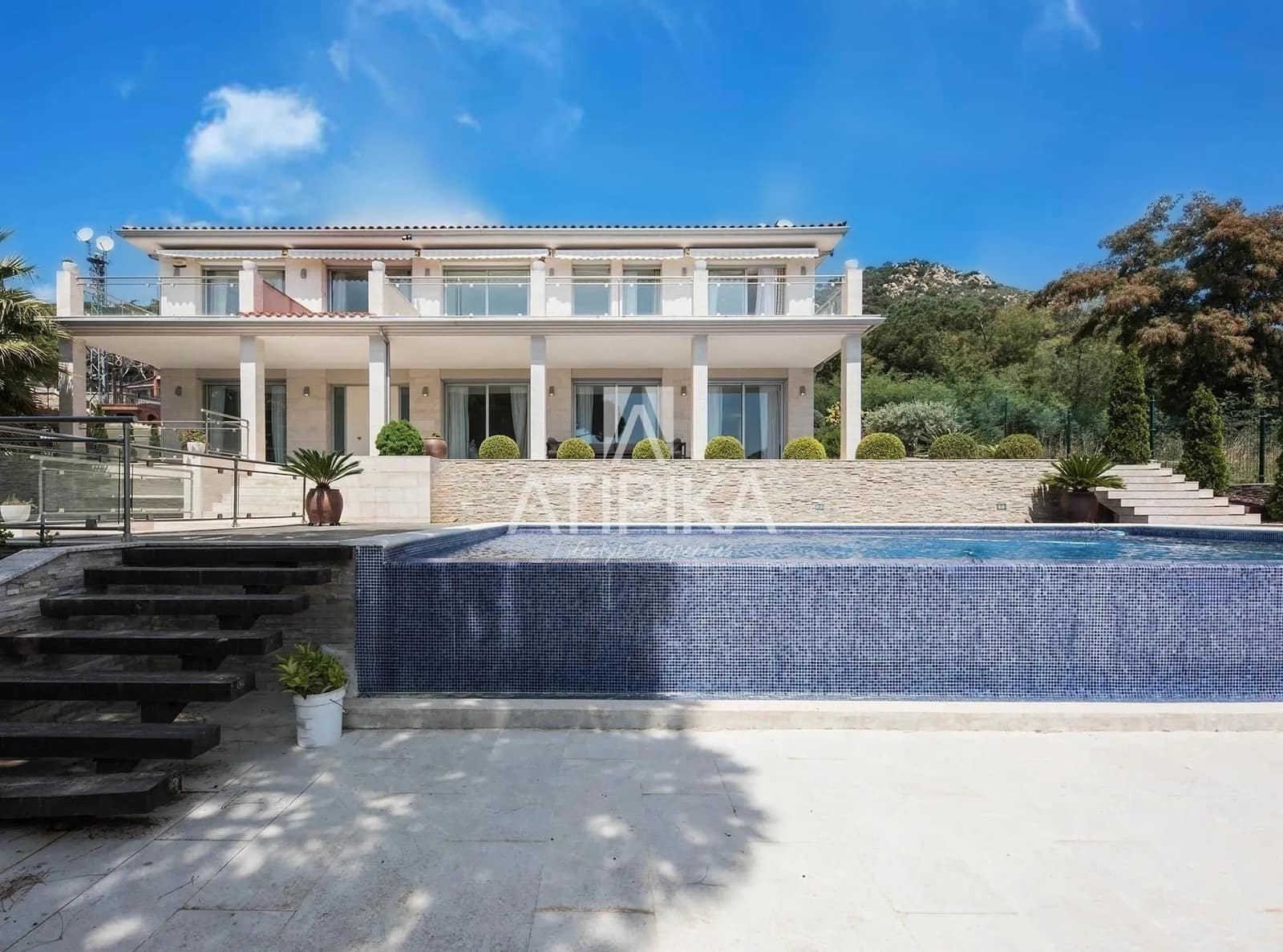 6 soveværelse Villa til salg i Cabrils med swimmingpool - € 4.200.000 (Ref: 7187424)